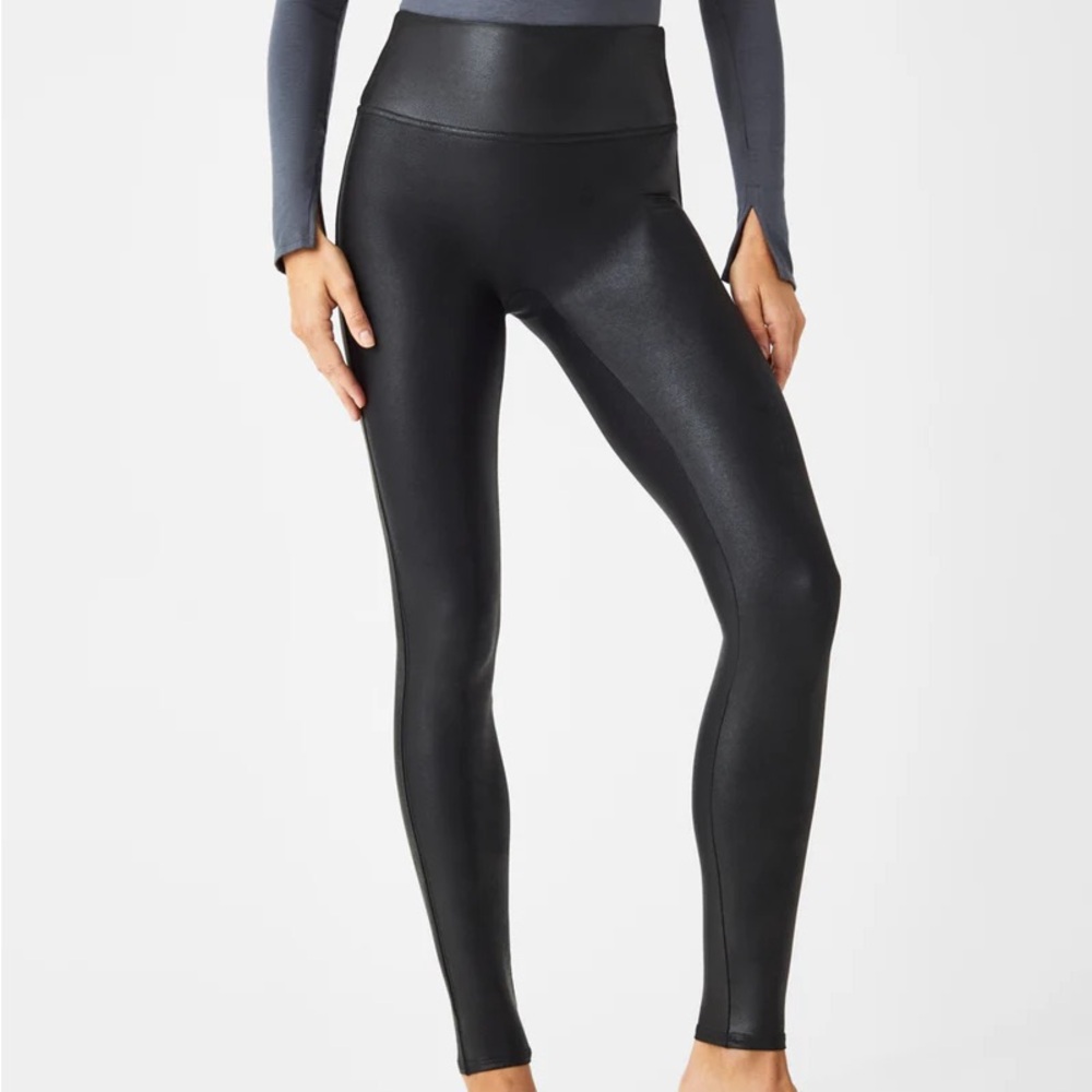 SPANXshape™ Faux Leather Leggings